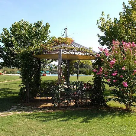 Farm stay Agriturismo Le Due Torri Ponte Pazienza Spello