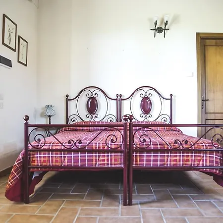 Farm stay Agriturismo Le Due Torri Ponte Pazienza