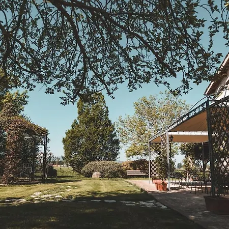 Agriturismo Le Due Torri Ponte Pazienza Farm stay *
